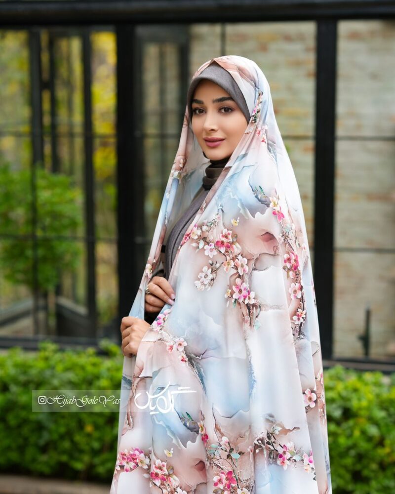 چادر رنگی سیلک اندونزی کد 307 - تصویر 1