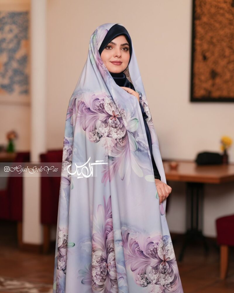 318 چادر رنگی سیلک اندونزی کد 318 - تصویر 1