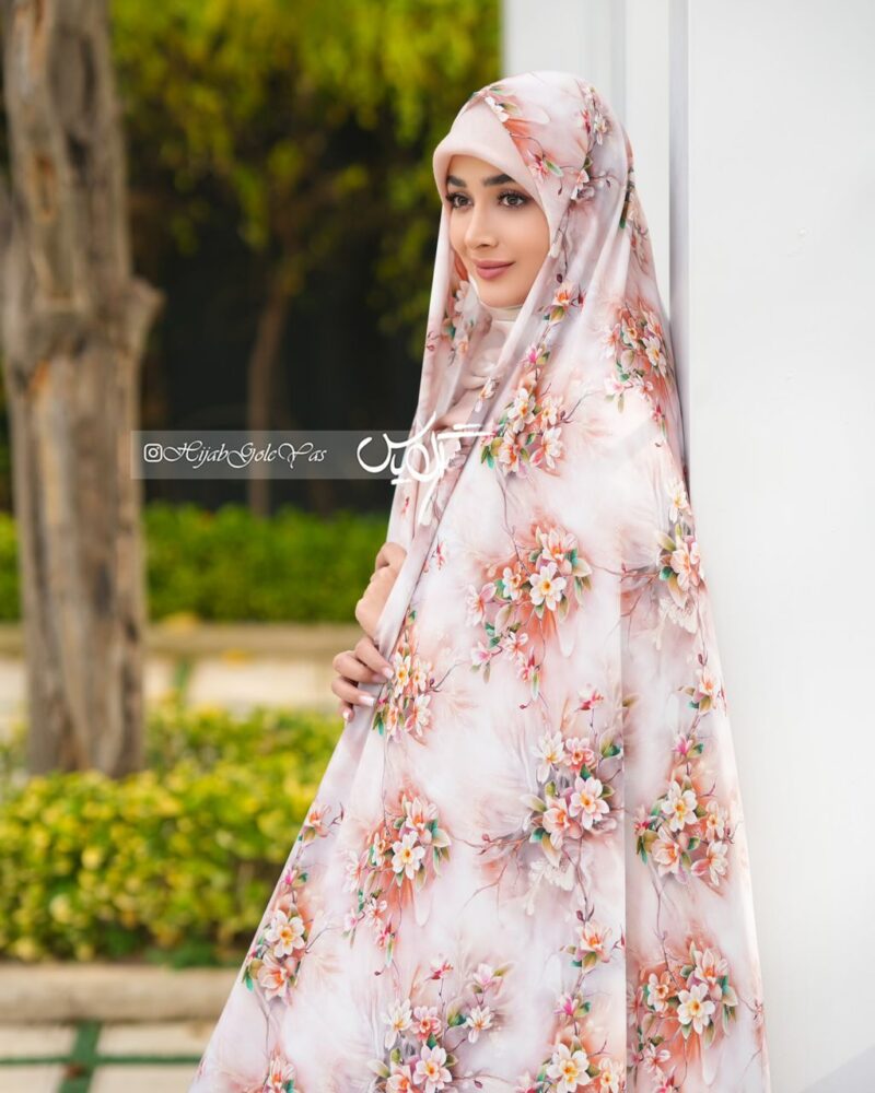 323 چادر رنگی سیلک اندونزی کد 323 - تصویر 1