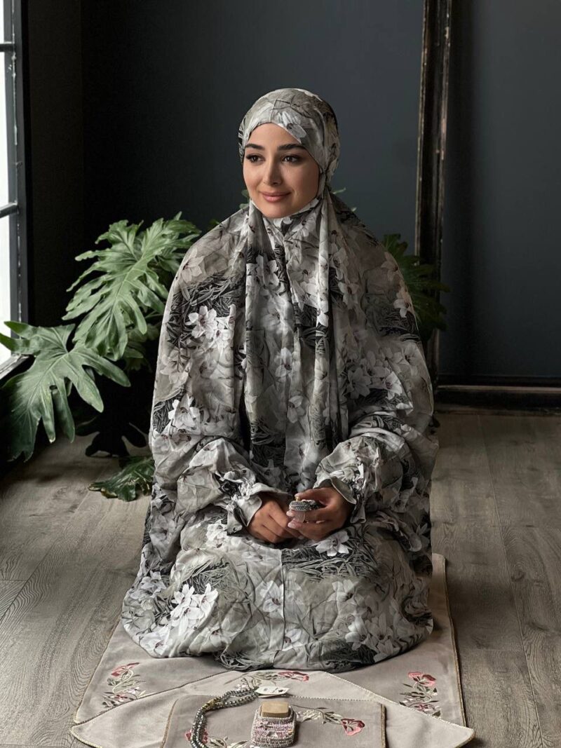 چادر نماز آستین دار کد 378 - تصویر 1