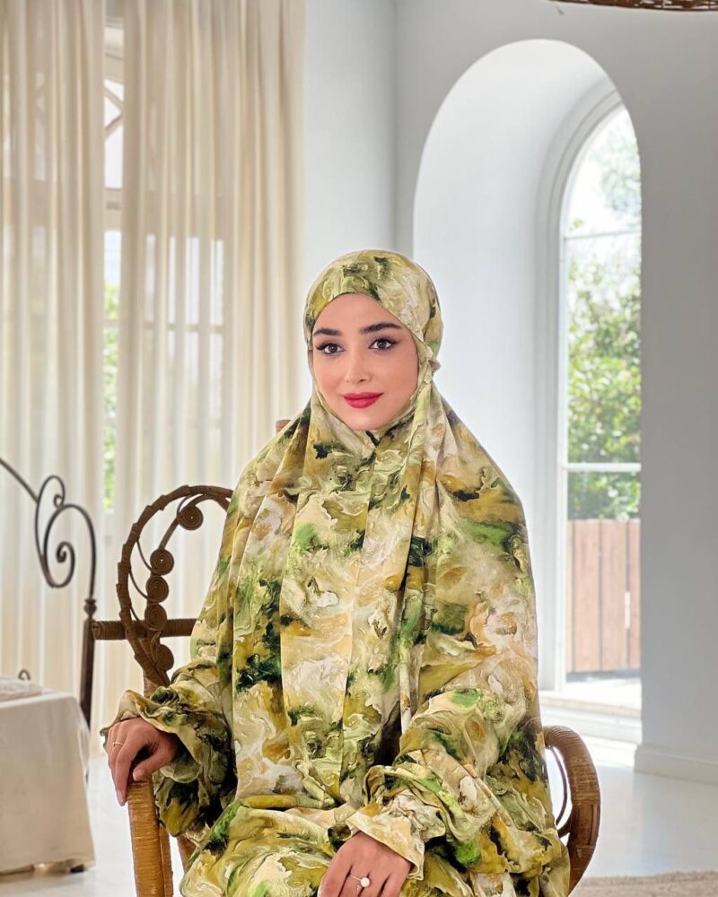 385 چادر نماز آستین دار کد 385 - تصویر 1