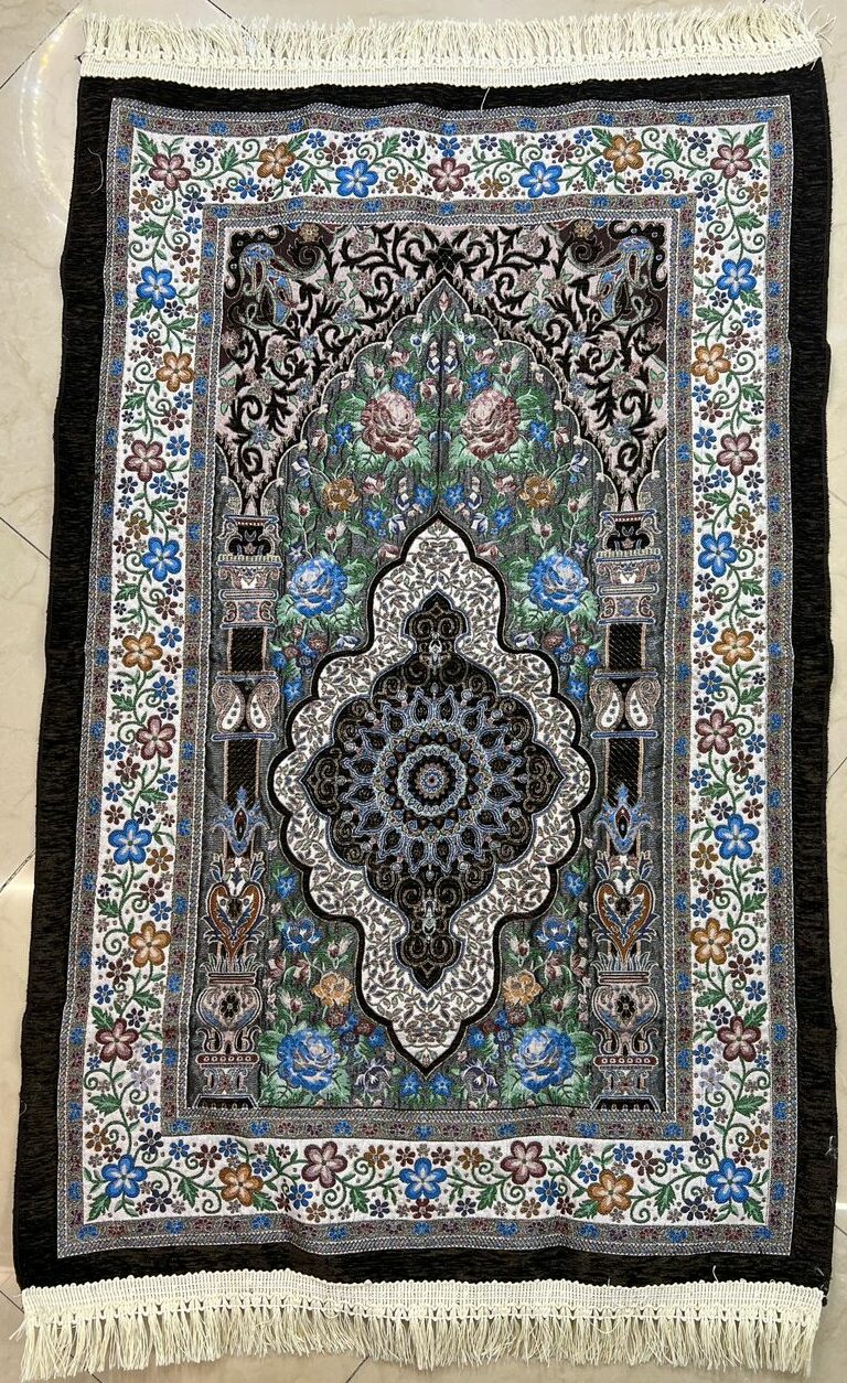 479 سجاده بافت مخمل شانل کد 479 - تصویر 1