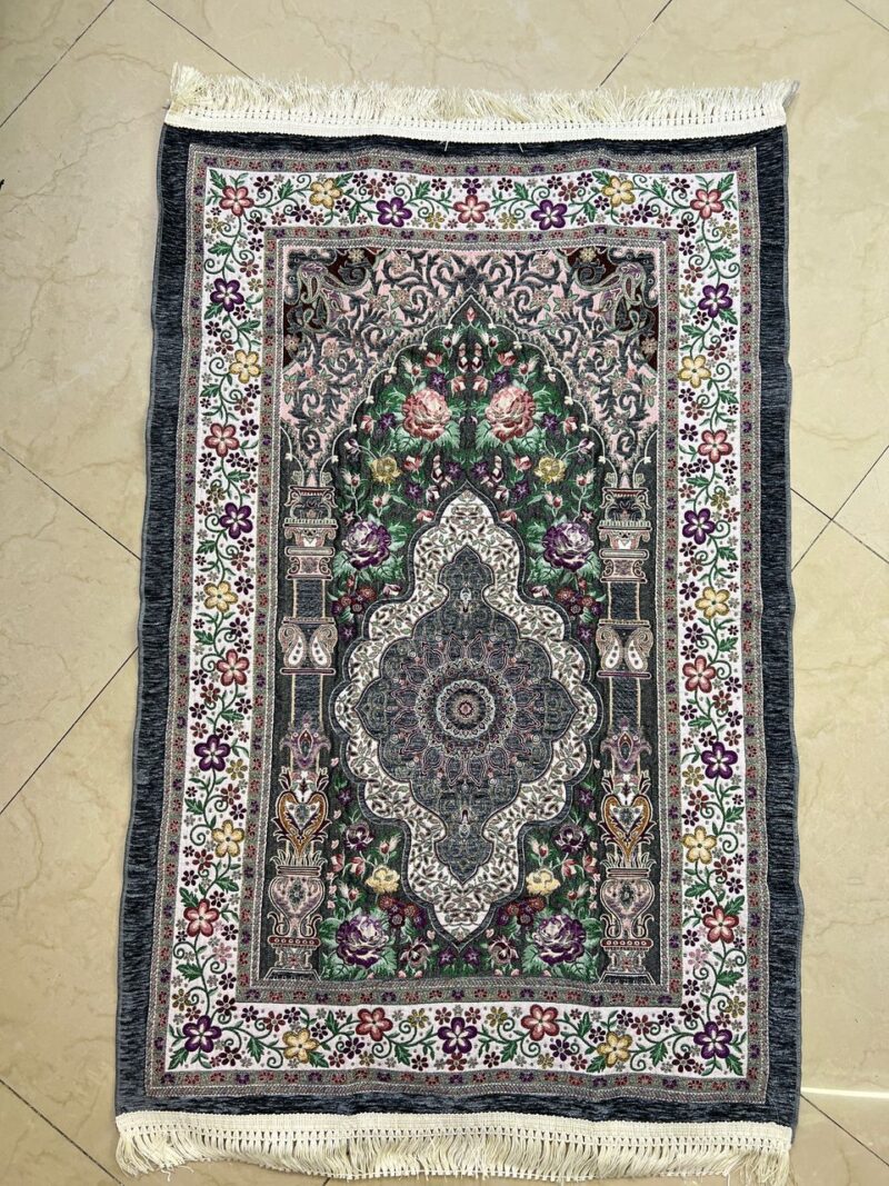 سجاده بافت مخمل شانل کد 713 - تصویر 1