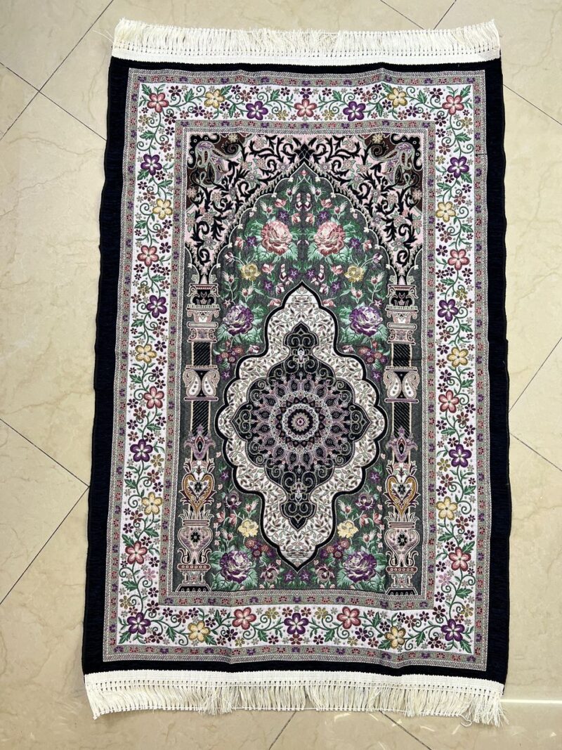 سجاده بافت مخمل شانل کد 714 - تصویر 1