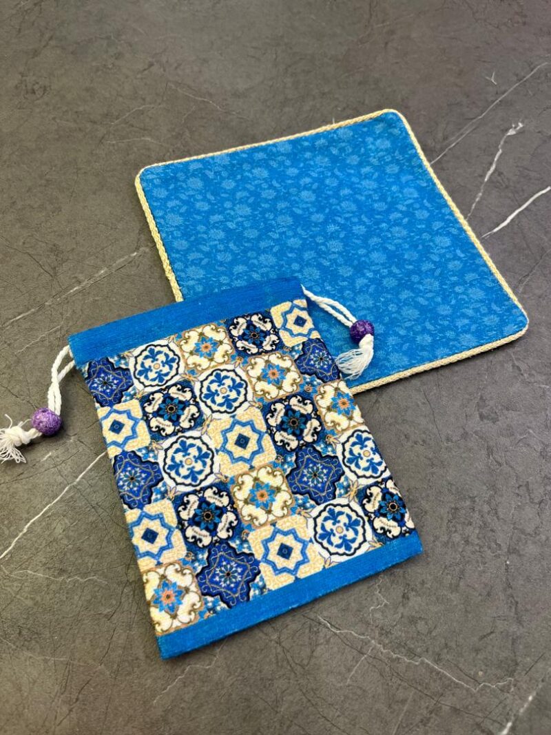 جانماز کیفی مخمل  کد 1000 - تصویر 2