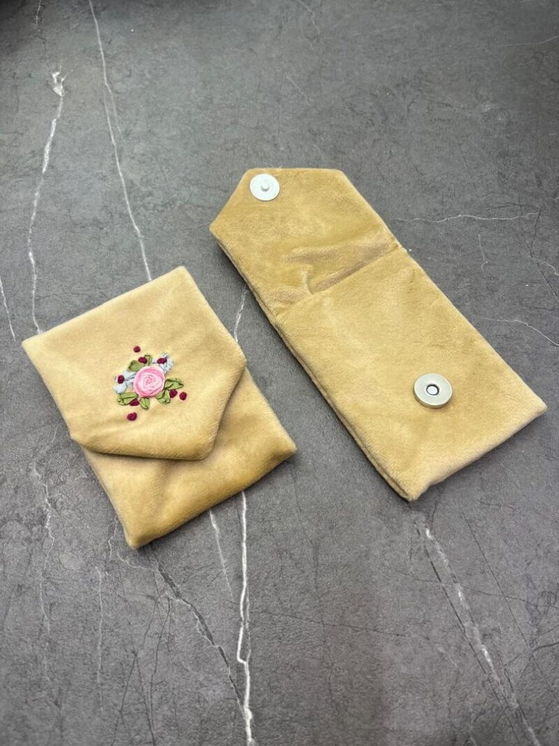 837 جانماز جیبی روبان دوزی تک گل کد 837 - تصویر 1