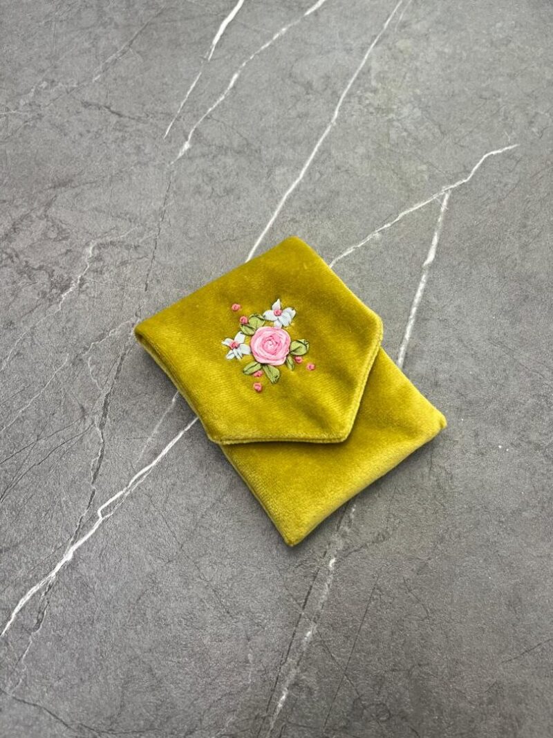 جانماز جیبی روبان دوزی تک گل کد 846 - تصویر 1