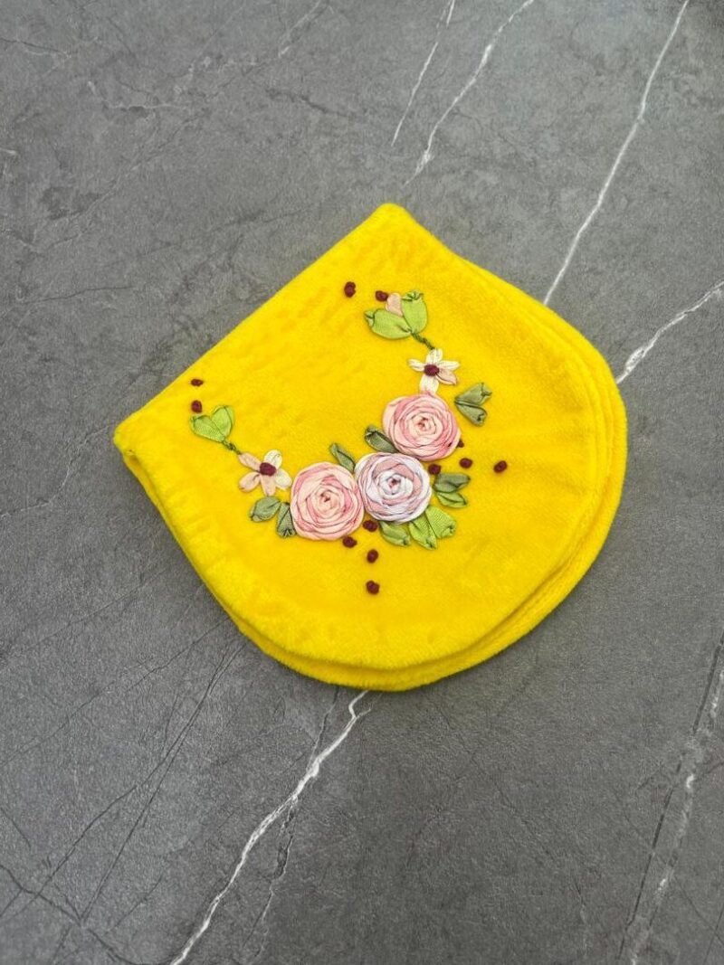 878 جانماز جیبی روبان دوزی نیم دایره کد 878 - تصویر 1