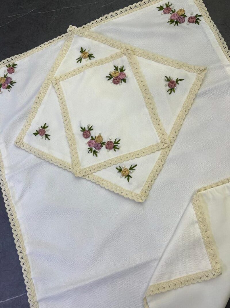 سجاده جانماز کتان روبان دوزی کد 965 - تصویر 1