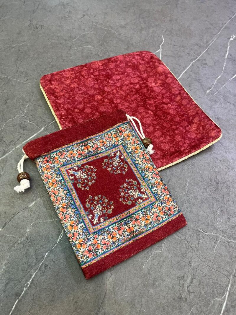 جانماز کیفی مخمل  کد 975 - تصویر 2