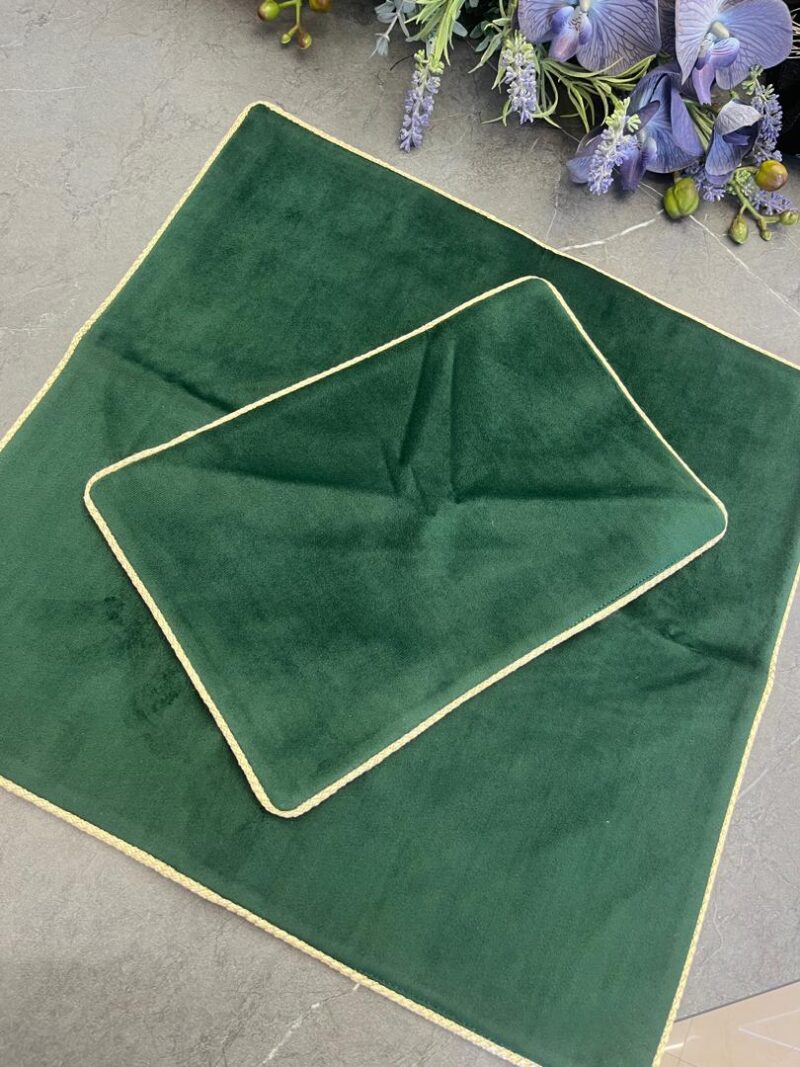 جانماز ساده مخمل  کد 1048 - تصویر 1