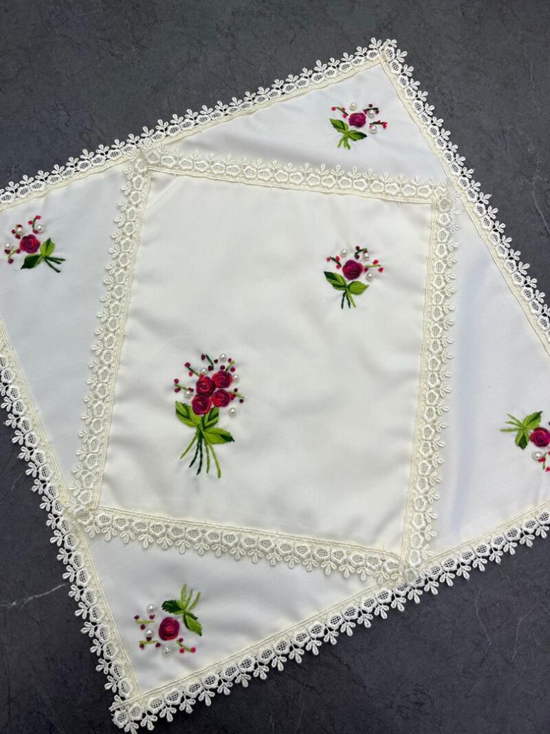 1071 جانماز دو تکه کتان گلدوزی برزیلی کد 1071 - تصویر 1