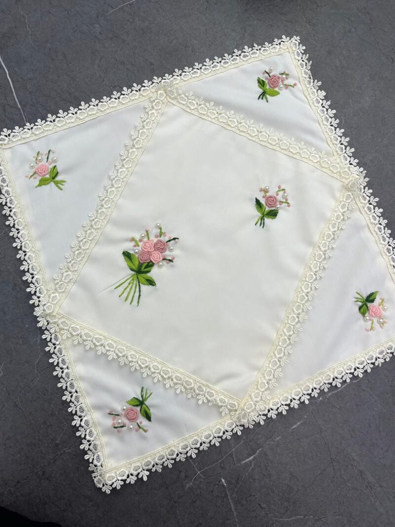 1079 جانماز دو تکه کتان گلدوزی برزیلی کد 1079 - تصویر 1