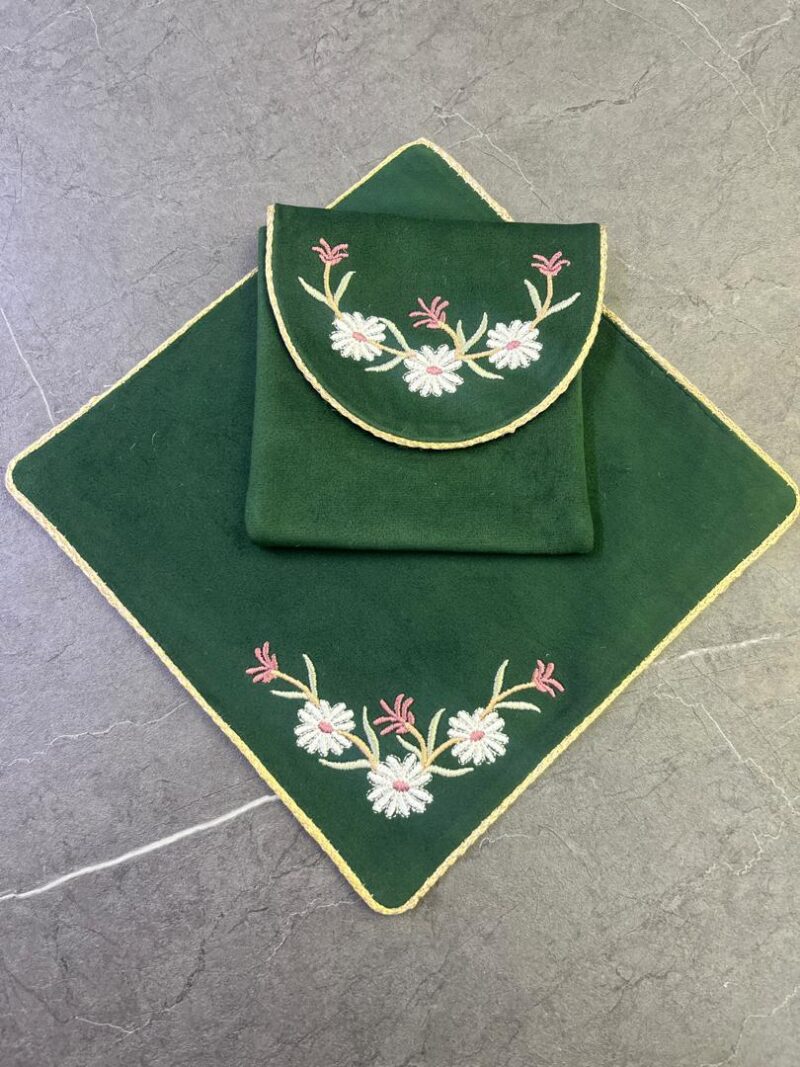 1294 جانماز کیفی مخمل گلدوزی کد 1294 - تصویر 1