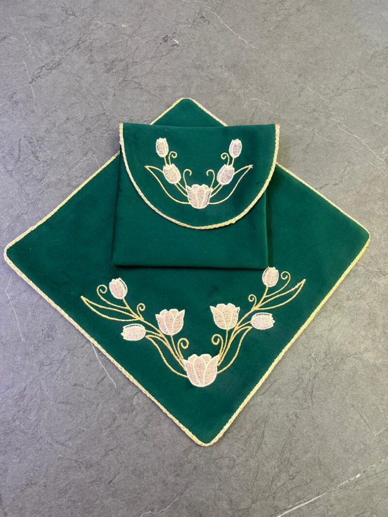 1296 جانماز کیفی مخمل گلدوزی کد 1296 - تصویر 1