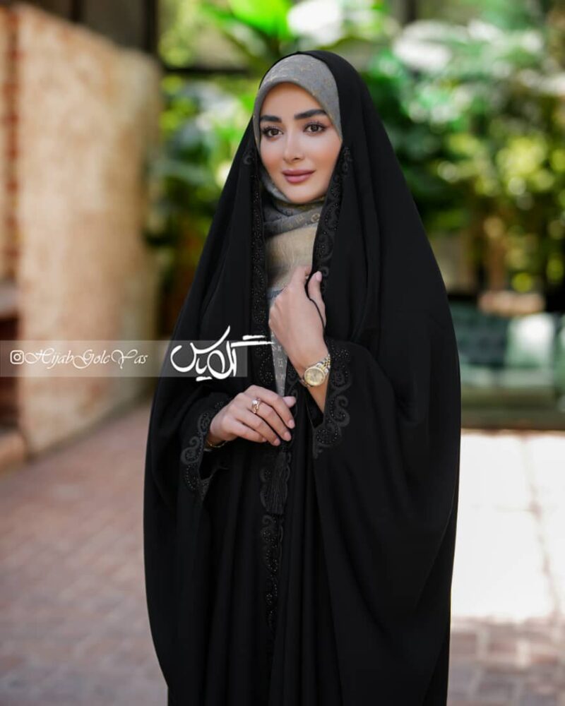 چادر مشکی عربی اسلیمی حاشیه کد ۱۳22 - تصویر 2