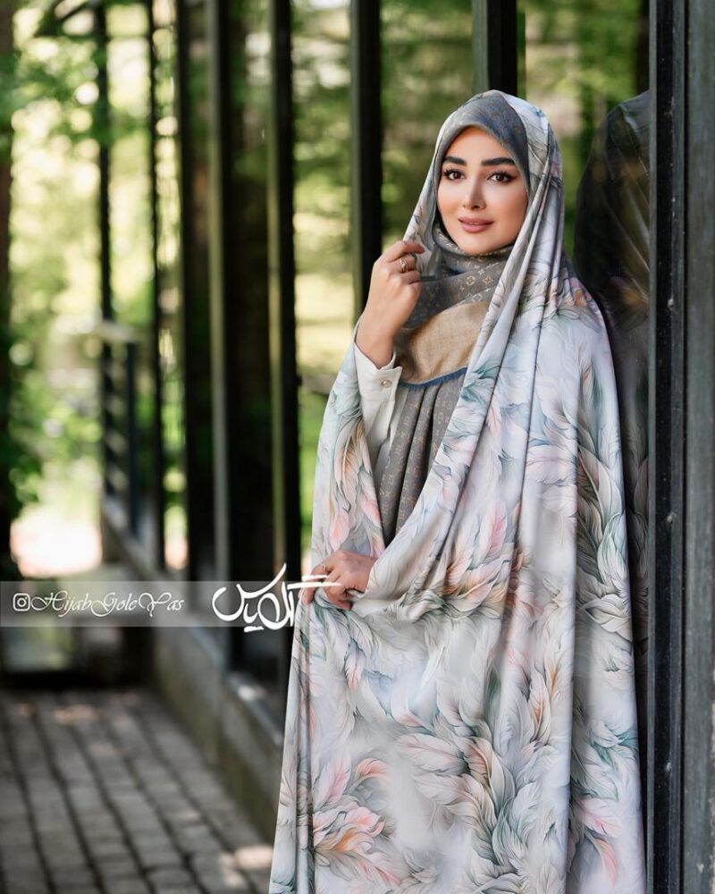 چادر رنگی سیلک اندونزی کد 1405 - تصویر 1