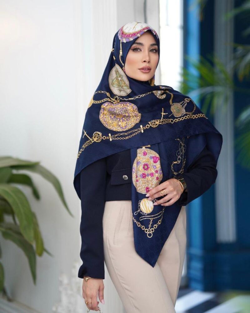 1697 روسری کد 1697 - تصویر 1