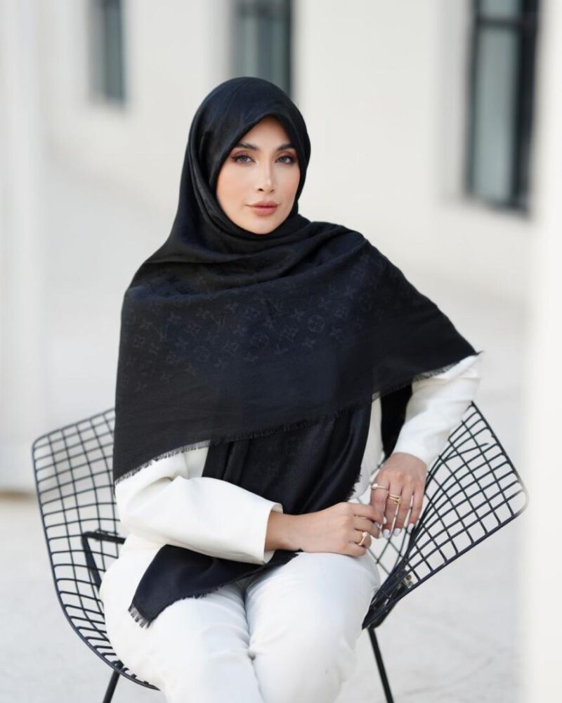 1718 روسری کد 1718 - تصویر 1