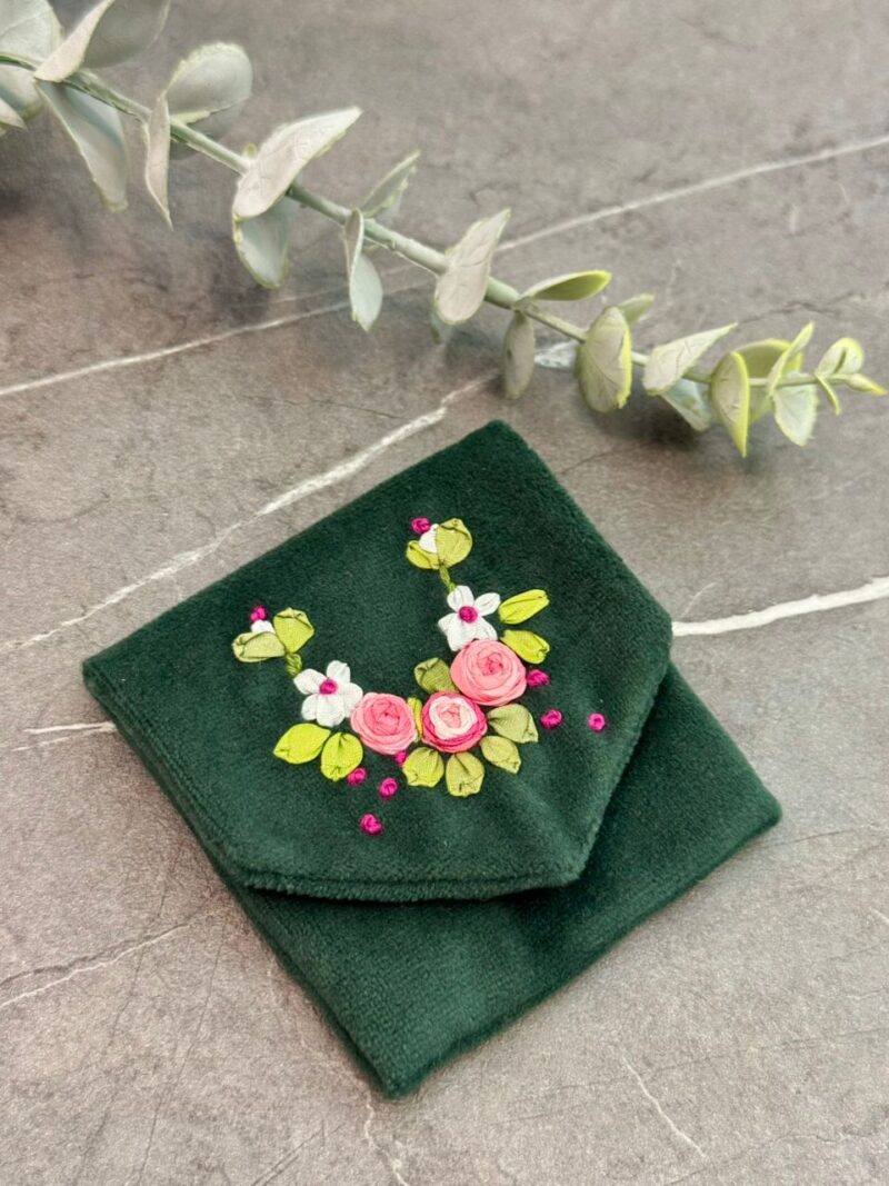 1763 جانماز جیبی روبان دوزی سه گل کد 1763 - تصویر 1