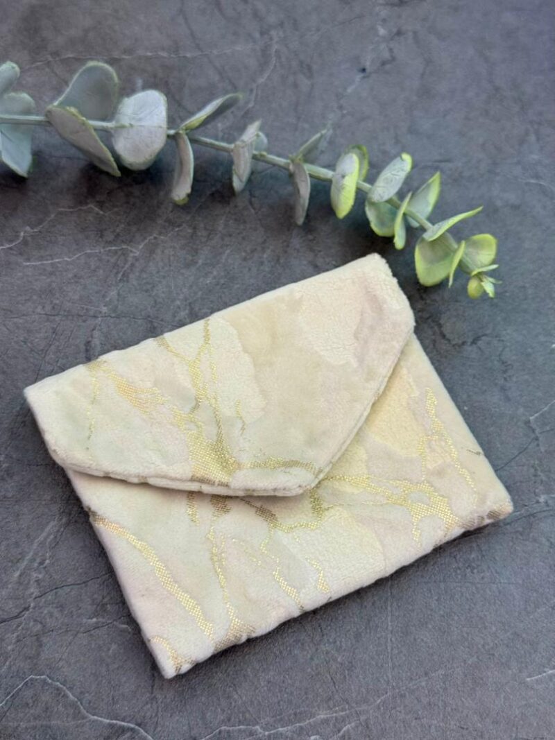 جانماز جیبی مخمل طرحدار کد 1767 - تصویر 1