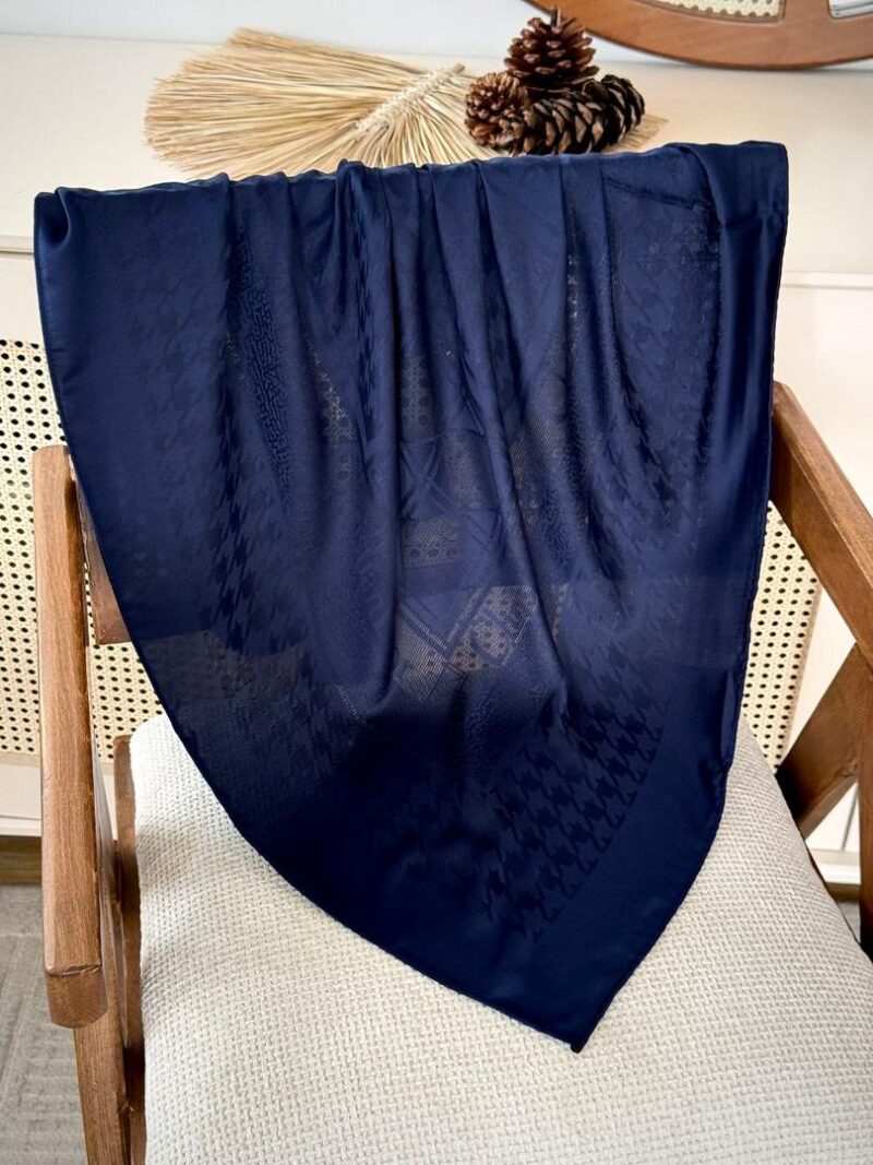 1887 روسری کد 1887 - تصویر 1