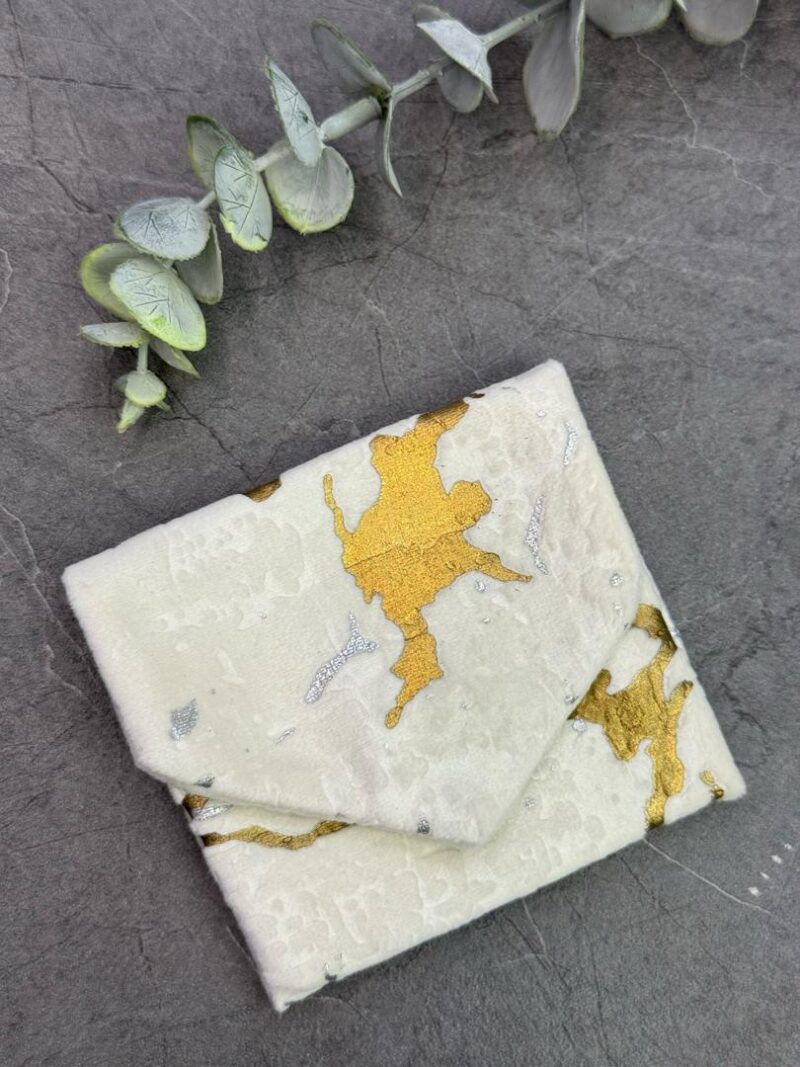 جانماز جیبی مخمل طرحدار کد 1923 - تصویر 1