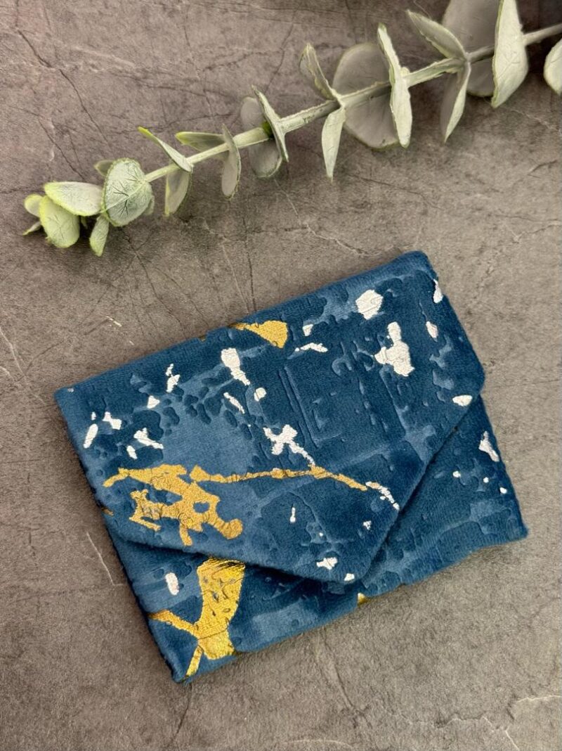 جانماز جیبی مخمل طرحدار کد 1931 - تصویر 1