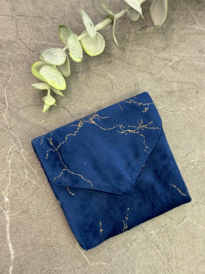 جانماز جیبی مخمل طرحدار کد 1934 - تصویر 1