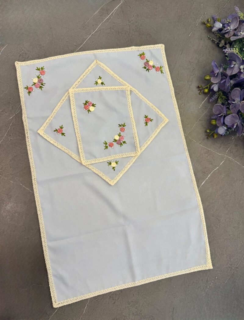 سجاده و جانماز کتان گلدوزی کد 5443 - Image 1