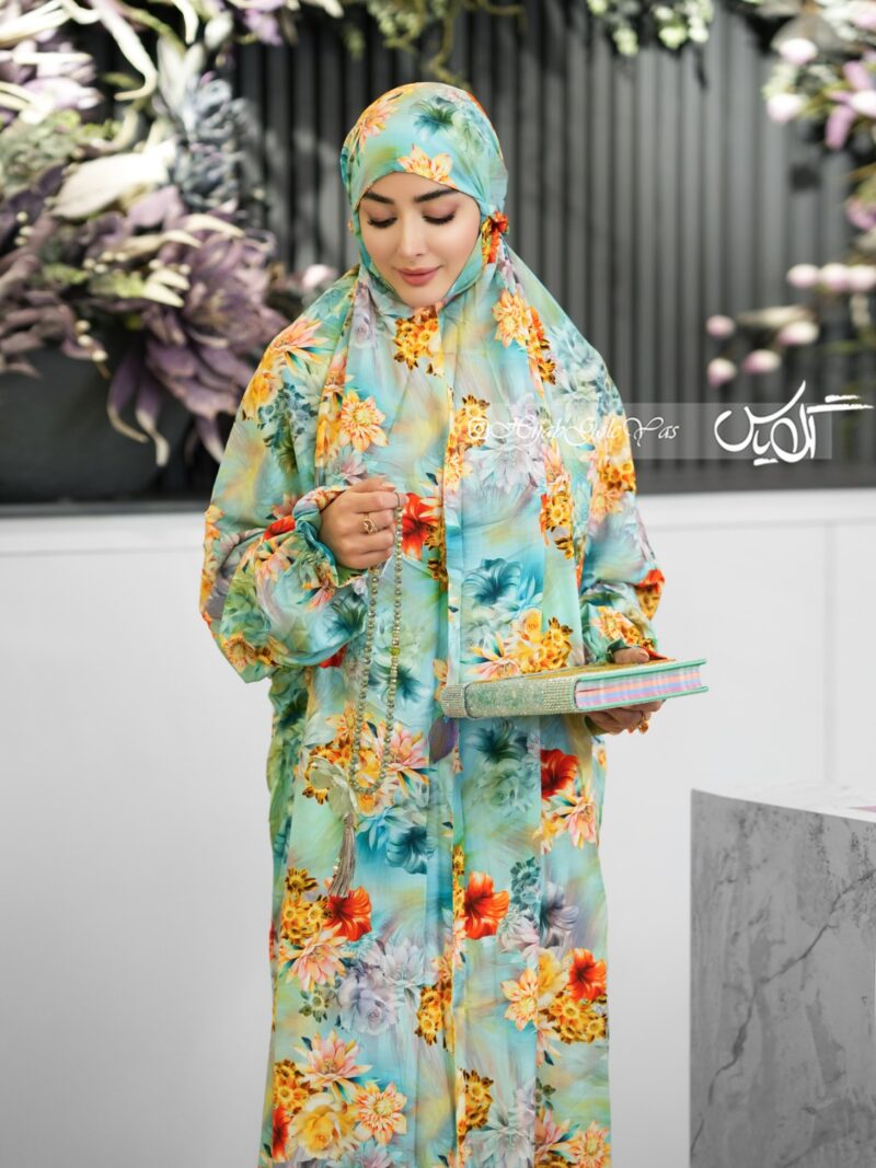 5579 چادر نماز آستین دار کد 5579 - Image 1